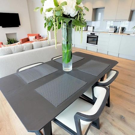 Sohot Stays The Royal Suite Harbour Views Sleeps 4 แรมส์เกท ภายนอก รูปภาพ