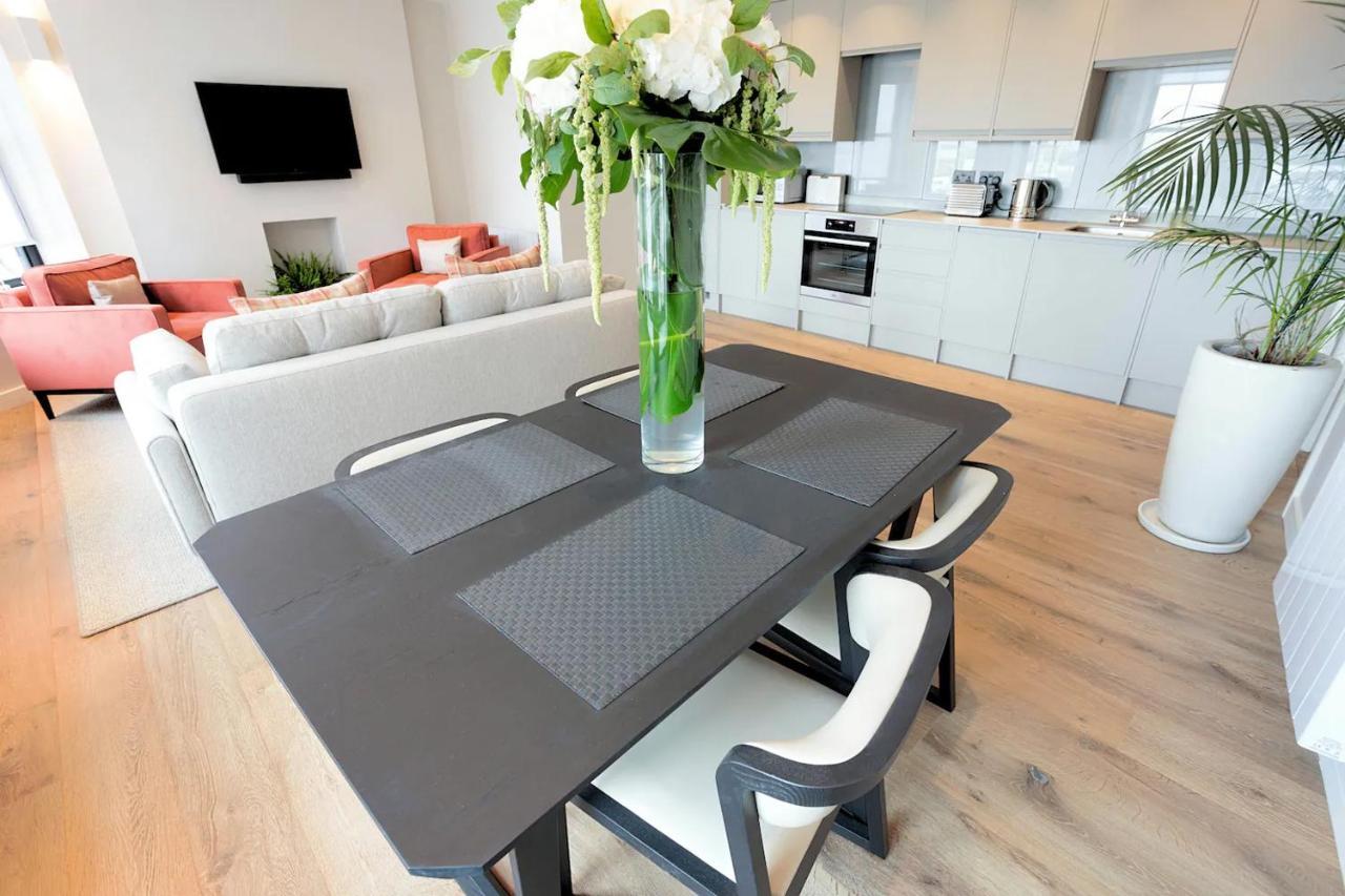 Sohot Stays The Royal Suite Harbour Views Sleeps 4 แรมส์เกท ภายนอก รูปภาพ